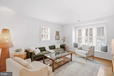 6721 Kenwood Forest Ln #45, Chevy Chase, MD 20815