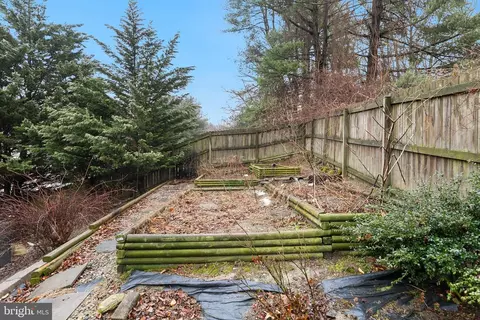 Exterior - 14312 Morton Hall Rd, Silver Spring, MD 20906 photo 6 of 6