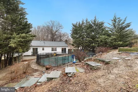 Exterior - 14312 Morton Hall Rd, Silver Spring, MD 20906 photo 5 of 6