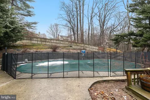 Exterior - 14312 Morton Hall Rd, Silver Spring, MD 20906 photo 3 of 6
