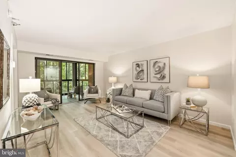 15100 Interlachen Dr #4-206, Silver Spring, MD 20906