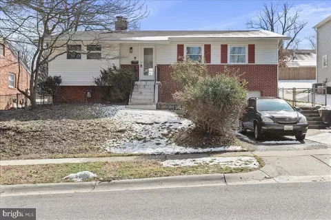 711 Cornwall St, Silver Spring, MD 20901