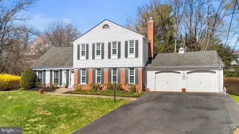 Exterior - 4 Ansted Ct, Silver Spring, MD 20905 photo 3 of 9