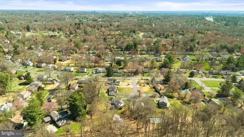 View/Area - 4 Ansted Ct, Silver Spring, MD 20905 photo 8 of 10