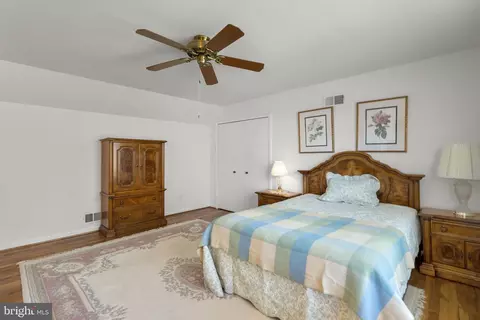 Bedroom - 4 Ansted Ct, Silver Spring, MD 20905 photo 3 of 10