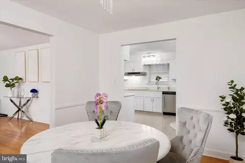 Dining - 11006 Childs St, Silver Spring, MD 20901 photo 2 of 3