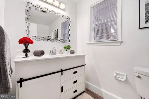 Bath - 11006 Childs St, Silver Spring, MD 20901 photo 2 of 4