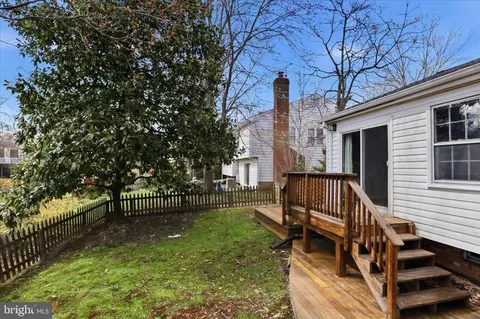 Exterior - 1600 Billman Ln, Silver Spring, MD 20902 photo 7 of 9