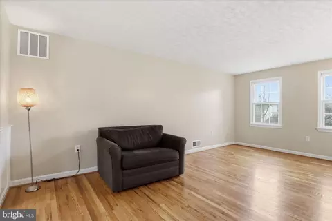Living - 1600 Billman Ln, Silver Spring, MD 20902 photo 2 of 4