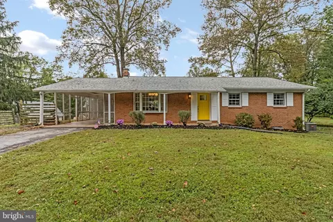 4500 Oak Hill Rd, Rockville, MD 20853