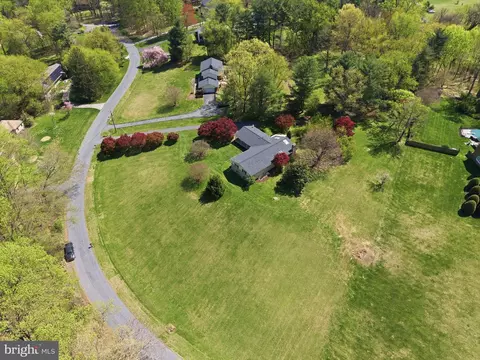 View/Area - 2015 Sondra Ct, Silver Spring, MD 20905 photo 3 of 4