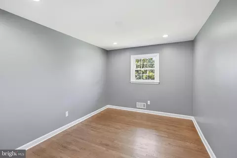 Bedroom - 2015 Sondra Ct, Silver Spring, MD 20905 photo 2 of 3