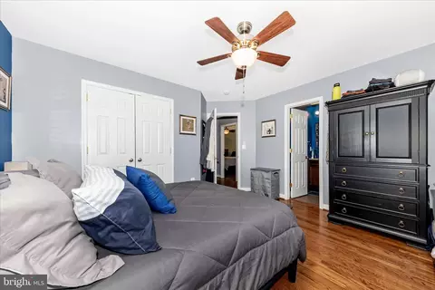 Bedroom - 2913 Weisman Rd, Silver Spring, MD 20902 photo 3 of 6