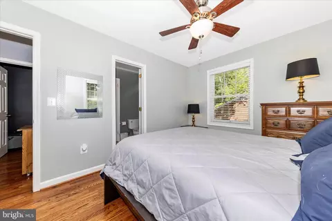 Bedroom - 2913 Weisman Rd, Silver Spring, MD 20902 photo 5 of 6