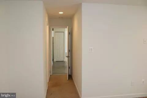 Entry Way - 2301 Greenery Ln #103-5, Silver Spring, MD 20906 photo 2 of 9
