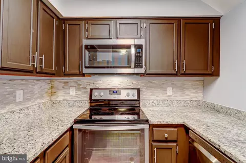 Kitchen - 13122 Musicmaster Dr #71, Silver Spring, MD 20904 photo 3 of 3