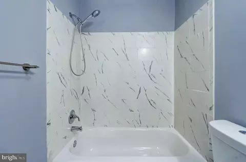 Bath - 13122 Musicmaster Dr #71, Silver Spring, MD 20904 photo 3 of 3