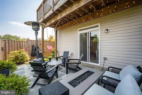 Exterior - 15946 Coolidge Ave, Silver Spring, MD 20906 photo 6 of 12