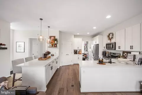 Kitchen - 15946 Coolidge Ave, Silver Spring, MD 20906 photo 1 of 2
