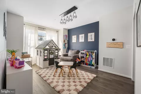 Entry Way - 15946 Coolidge Ave, Silver Spring, MD 20906 photo 12 of 16