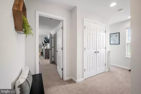 Entry Way - 15946 Coolidge Ave, Silver Spring, MD 20906 photo 2 of 16
