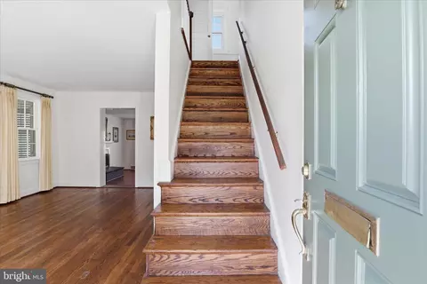 Entry Way - 10010 Raynor Rd, Silver Spring, MD 20901 photo 1 of 3