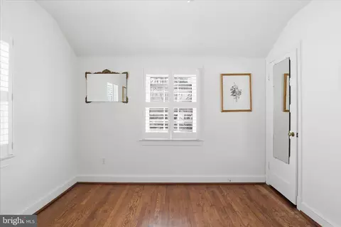 Bedroom - 10010 Raynor Rd, Silver Spring, MD 20901 photo 3 of 5