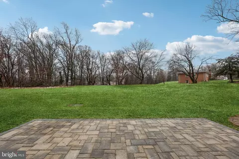 Exterior - 1605 Regent Manor Ct, Silver Spring, MD 20904 photo 3 of 6