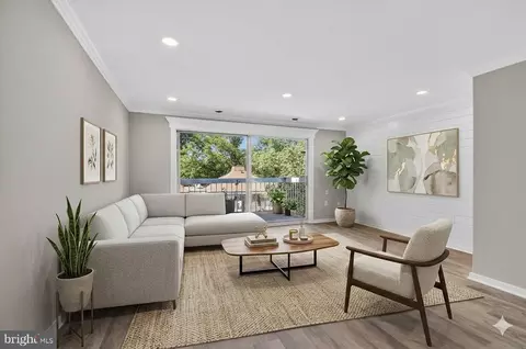 Living - 3234 Hewitt Ave #3-4-B, Silver Spring, MD 20906 photo 1 of 6