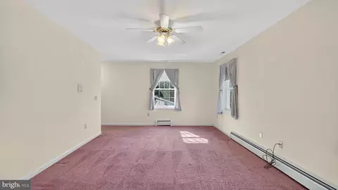 Bedroom - 15022 Snowden Dr, Silver Spring, MD 20905 photo 7 of 9