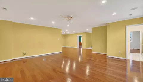 Living - 15022 Snowden Dr, Silver Spring, MD 20905 photo 24 of 27