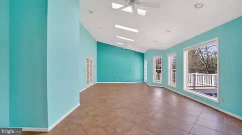 Living - 15022 Snowden Dr, Silver Spring, MD 20905 photo 7 of 27