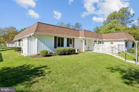 15032 Westholm Ct #268-D, Silver Spring, MD 20906