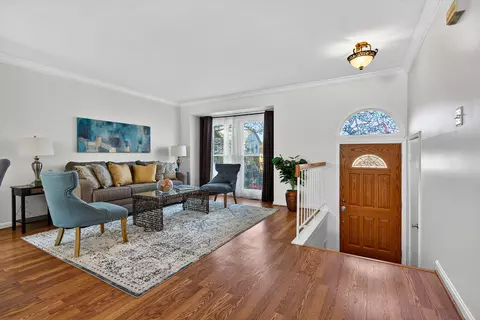 41 Scarlet Sage Ct, Burtonsville, MD 20866