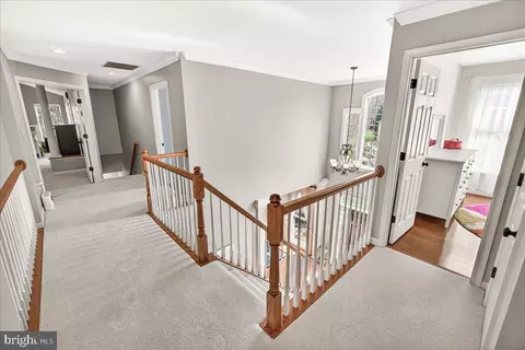 Entry Way - 21 Hackett Ct, Poolesville, MD 20837 photo 5 of 6