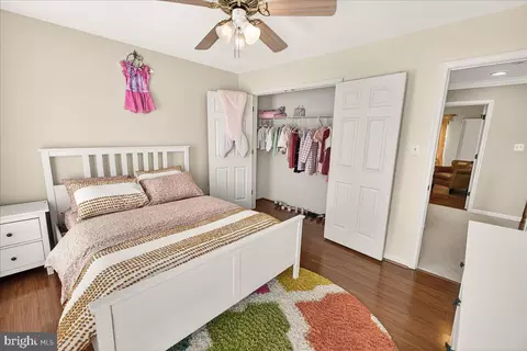 Bedroom - 21 Hackett Ct, Poolesville, MD 20837 photo 3 of 4