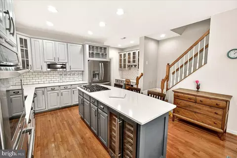 Kitchen - 21 Hackett Ct, Poolesville, MD 20837 photo 4 of 4