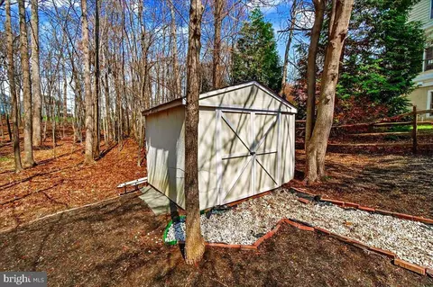 Exterior - 21 Hackett Ct, Poolesville, MD 20837 photo 13 of 17
