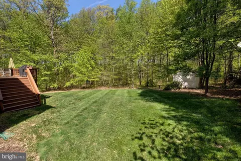 Exterior - 21 Hackett Ct, Poolesville, MD 20837 photo 8 of 17