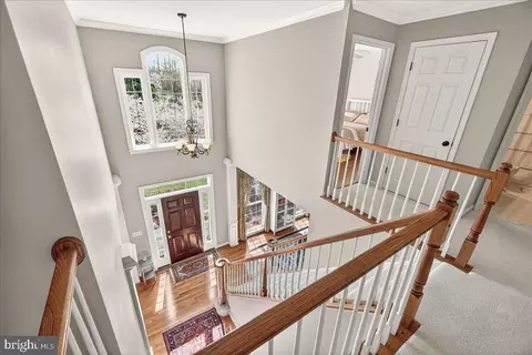 Entry Way - 21 Hackett Ct, Poolesville, MD 20837 photo 6 of 6