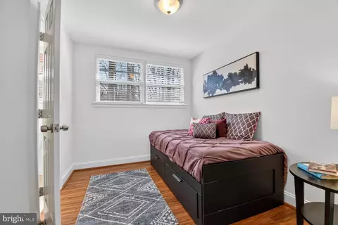 Bedroom - 10605 Meadowhill Rd, Silver Spring, MD 20901 photo 7 of 7