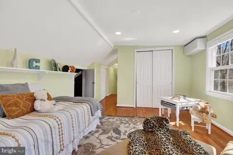 Other - 10605 Meadowhill Rd, Silver Spring, MD 20901 photo 5 of 18