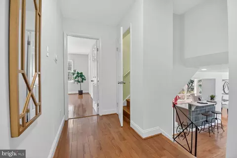 Entry Way - 10605 Meadowhill Rd, Silver Spring, MD 20901 photo 1 of 2