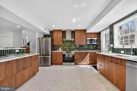 Kitchen - 10605 Meadowhill Rd, Silver Spring, MD 20901 photo 1 of 4