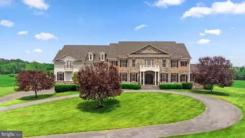 7251 Annapolis Rock Rd, Gaithersburg, MD 20882
