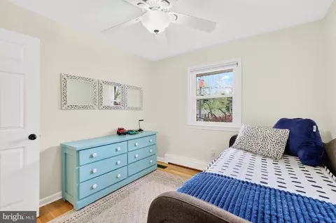 Bedroom - 15009 Peachstone Dr, Silver Spring, MD 20905 photo 8 of 11