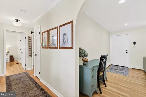 Entry Way - 15009 Peachstone Dr, Silver Spring, MD 20905 photo 2 of 3