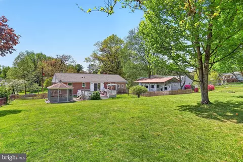 Exterior - 15009 Peachstone Dr, Silver Spring, MD 20905 photo 6 of 9