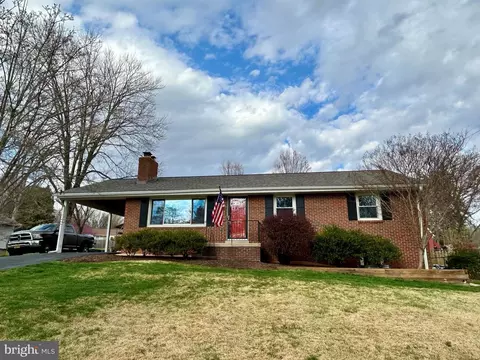 15009 Peachstone Dr, Silver Spring, MD 20905