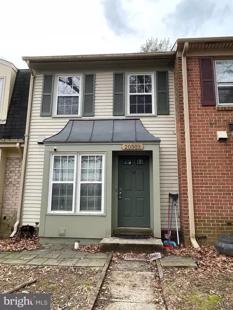 20503 Strath Haven Dr, Montgomery Village, MD 20886